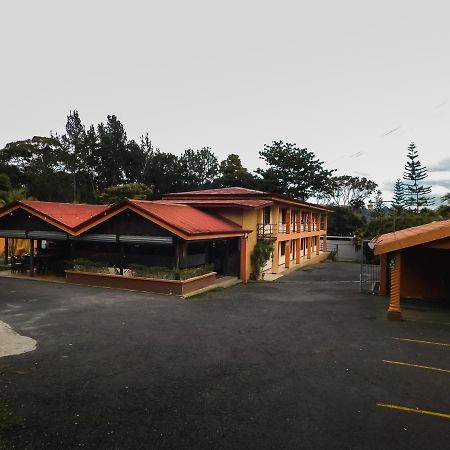 Hotel Amjeco San Isidro De El General Zewnętrze zdjęcie